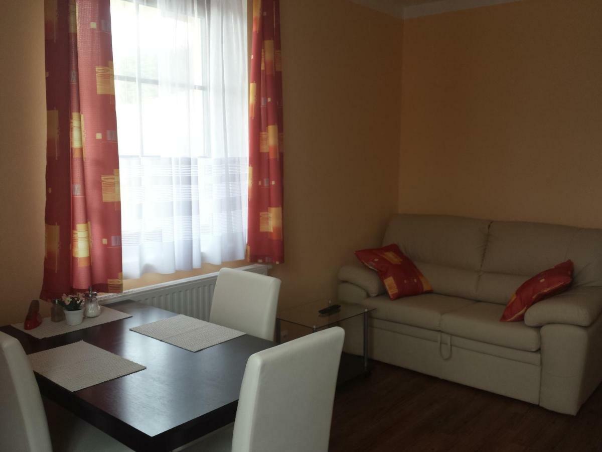 זדיקוב Apartmany Lucie מראה חיצוני תמונה